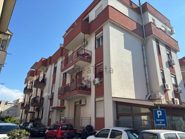 appartamento in vendita a Palermo in zona Partanna