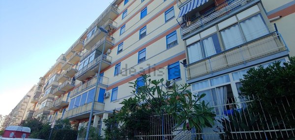 appartamento in vendita a Palermo in zona Villagrazia/Falsomiele