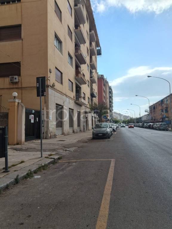 negozio in vendita a Palermo