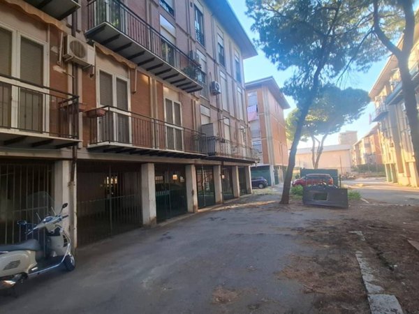 appartamento in vendita a Palermo in zona Montegrappa / Santa Rosalia