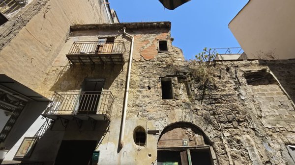 appartamento in vendita a Palermo in zona Libertà
