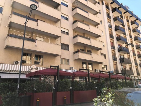 appartamento in vendita a Palermo in zona Libertà