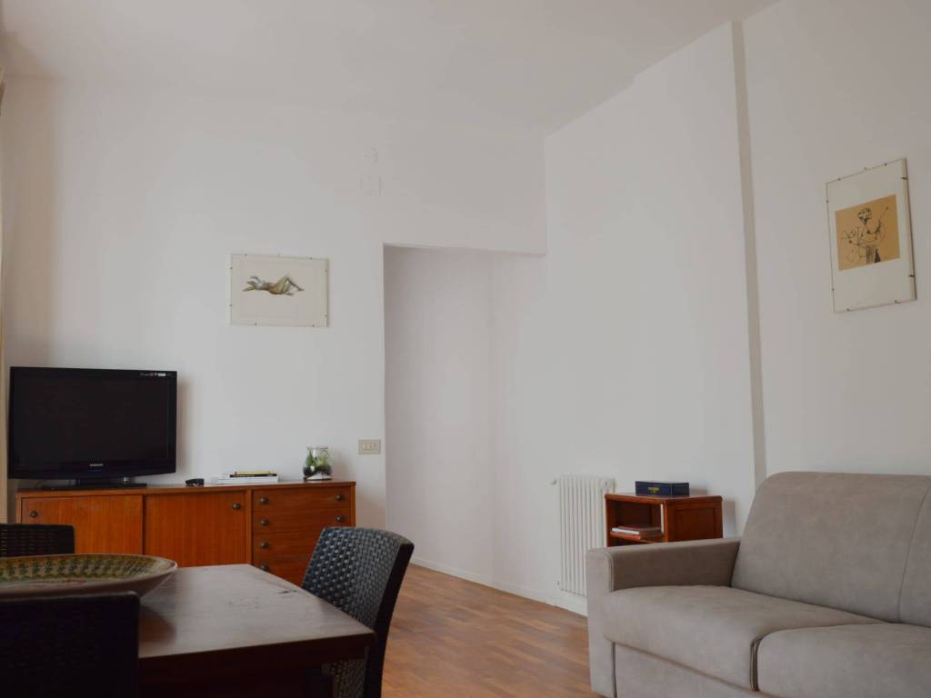 appartamento in vendita a Palermo in zona Malaspina/Palagonia