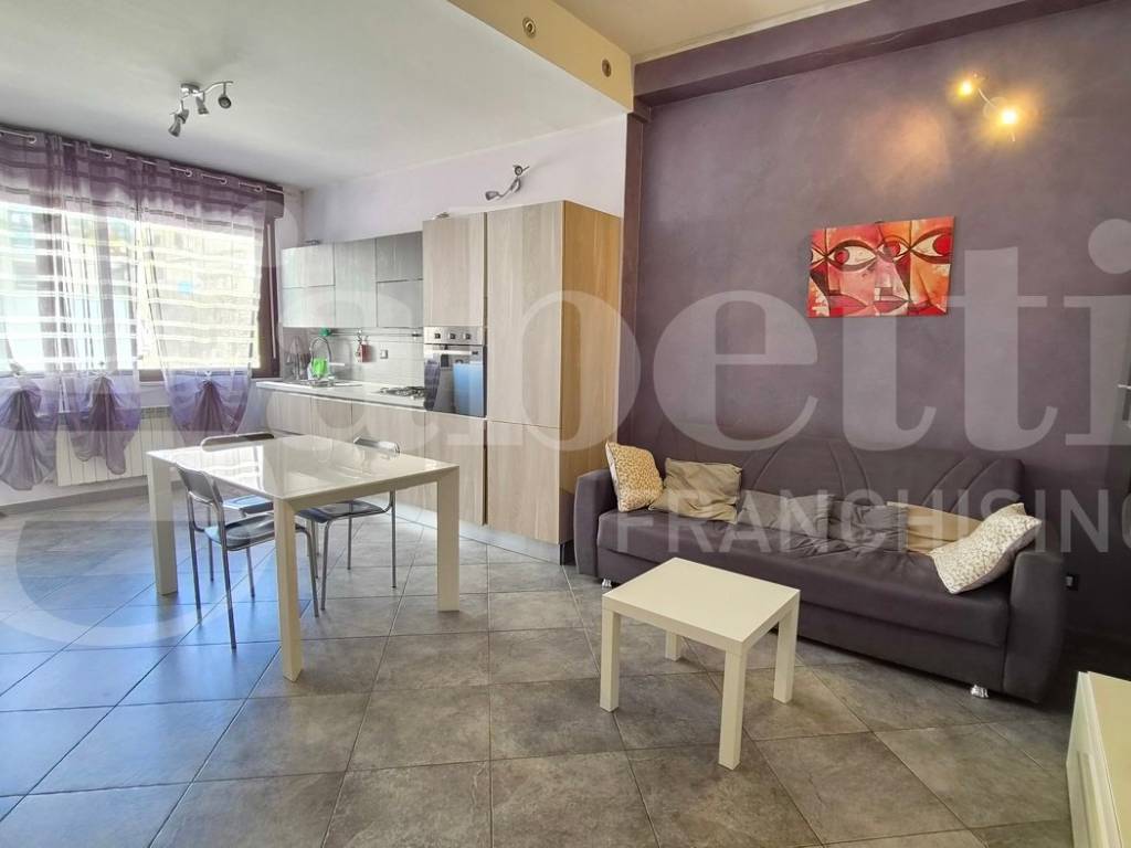 appartamento in vendita a Palermo in zona Zisa