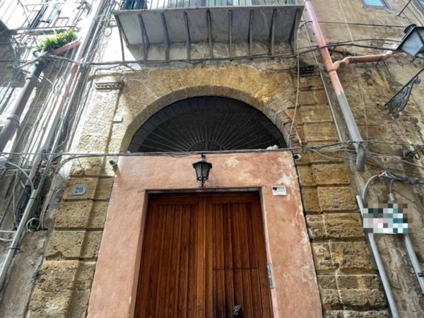 appartamento in vendita a Palermo in zona Centro storico