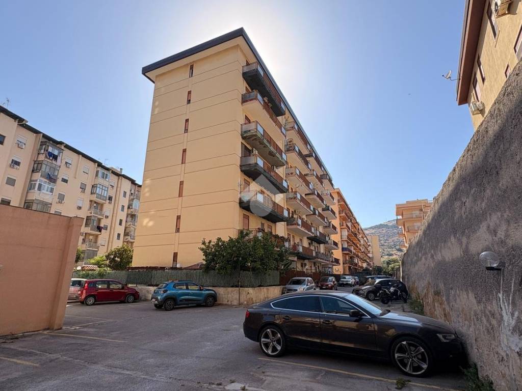 appartamento in vendita a Palermo