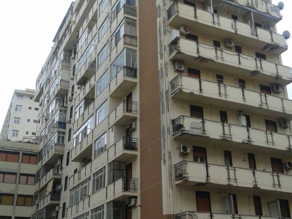 ufficio in vendita a Palermo in zona Uditore