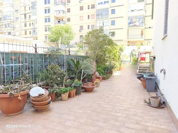 appartamento in vendita a Palermo in zona San Lorenzo
