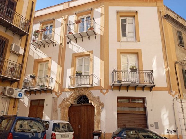 appartamento in vendita a Palermo in zona Centro storico