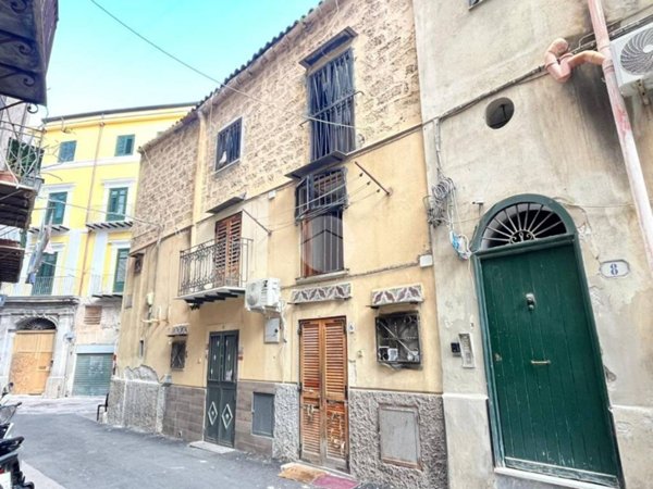 appartamento in vendita a Palermo in zona Centro storico