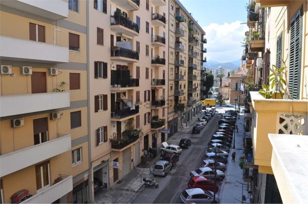 appartamento in vendita a Palermo in zona Libertà