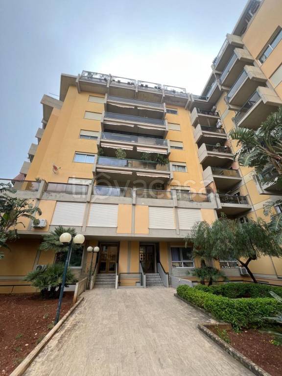 appartamento in vendita a Palermo in zona Libertà