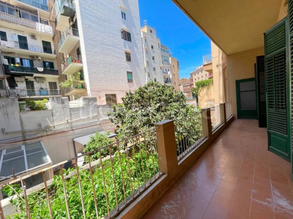 appartamento in vendita a Palermo in zona Libertà
