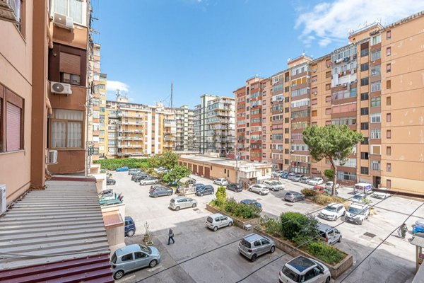 appartamento in vendita a Palermo in zona Settecannoli
