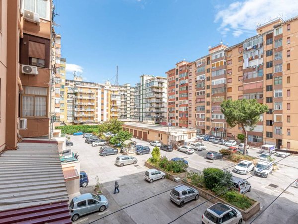 appartamento in vendita a Palermo in zona Settecannoli