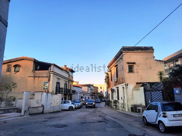 casa indipendente in vendita a Palermo in zona Mezzomonreale