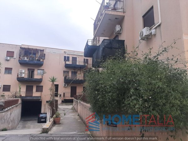 appartamento in vendita a Palermo in zona Chiavelli