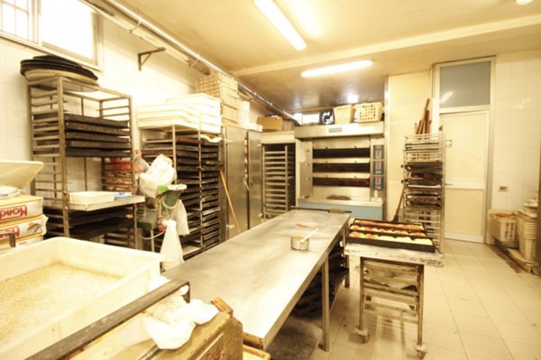 locale commerciale in vendita a Palermo