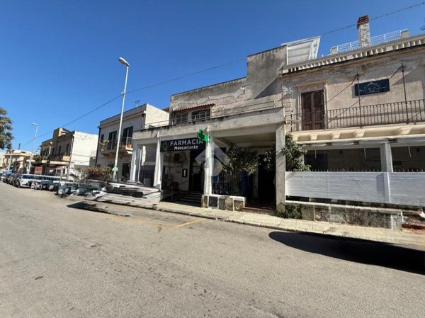 appartamento in vendita a Palermo in zona Mondello
