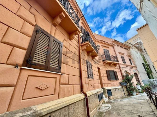 appartamento in vendita a Palermo in zona Centro storico