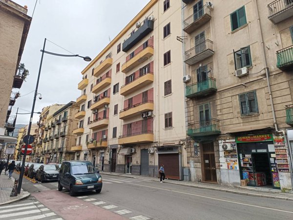 appartamento in vendita a Palermo in zona Oreto