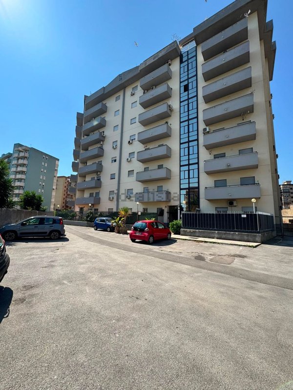 appartamento in vendita a Palermo in zona Roccella