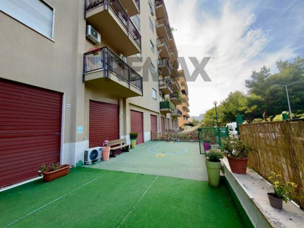 ufficio in vendita a Palermo in zona Pallavicino