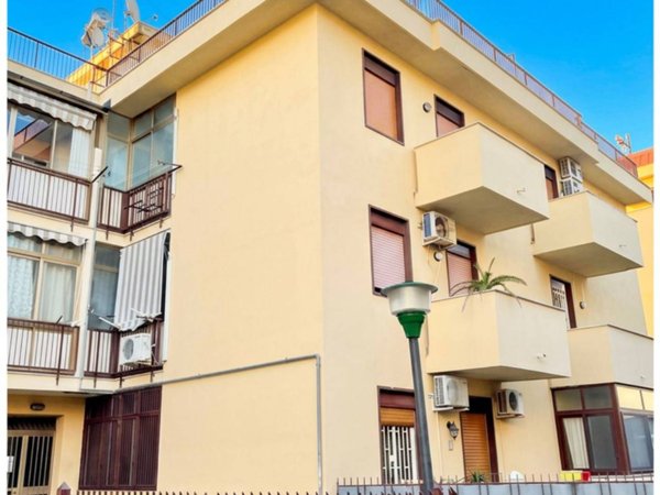 appartamento in vendita a Palermo in zona Partanna