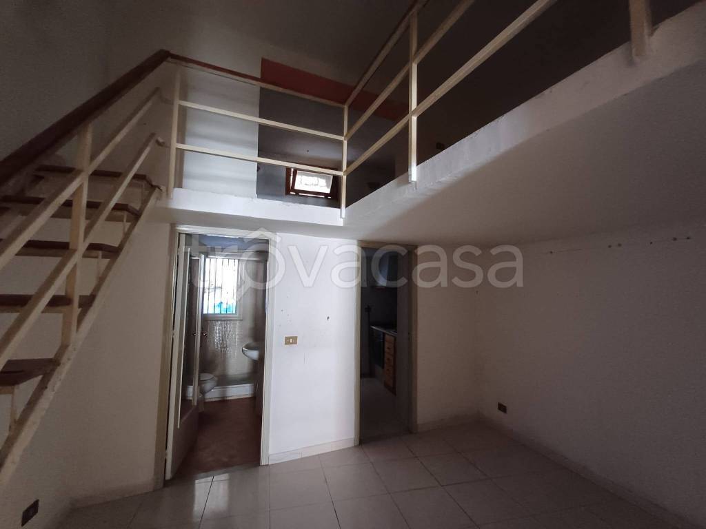 appartamento in vendita a Palermo in zona Malaspina/Palagonia