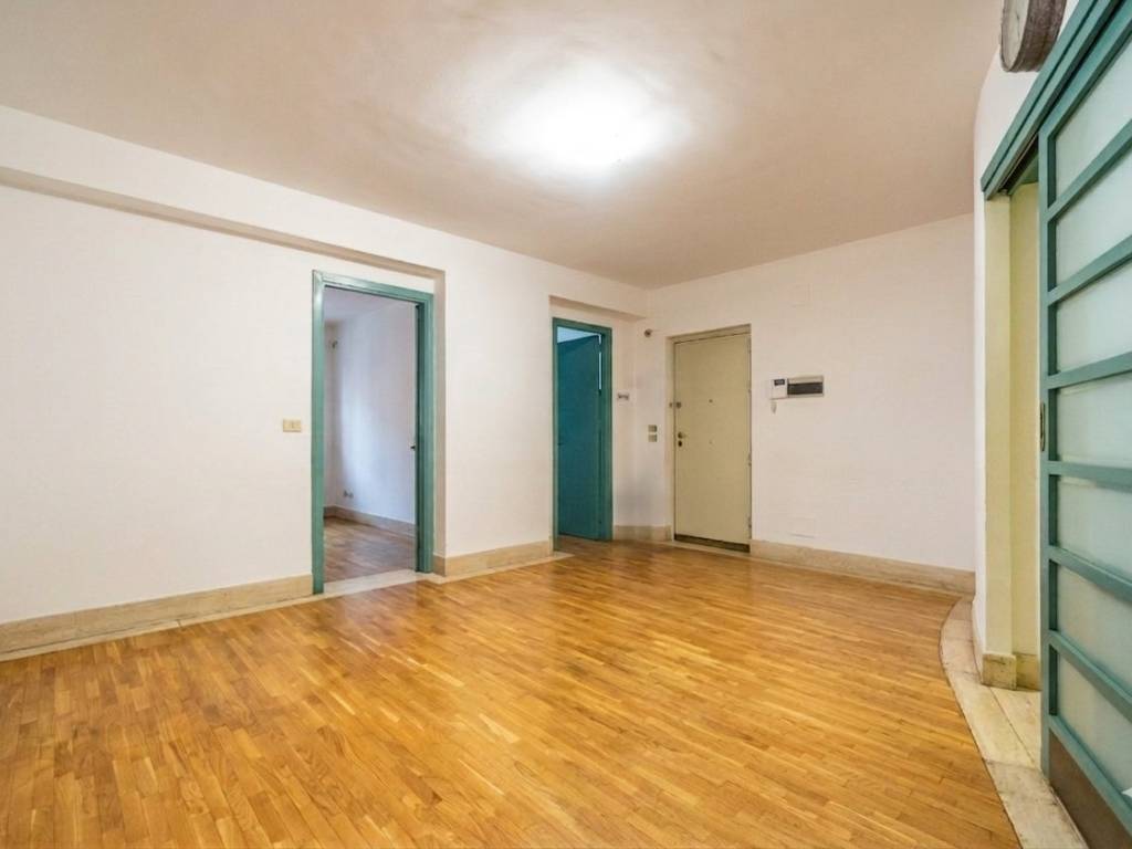 ufficio in vendita a Palermo in zona Politeama