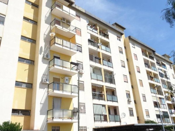 appartamento in vendita a Palermo in zona Oreto
