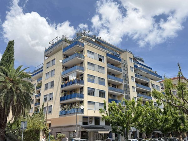 appartamento in vendita a Palermo in zona Libertà