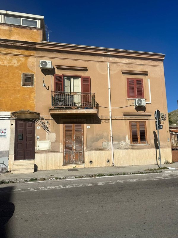 appartamento in vendita a Palermo in zona Tommaso Natale