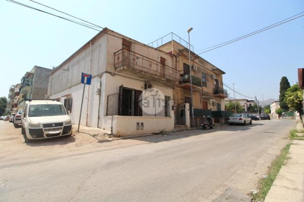 appartamento in vendita a Palermo in zona Uditore