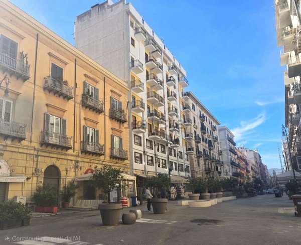 appartamento in vendita a Palermo in zona Politeama