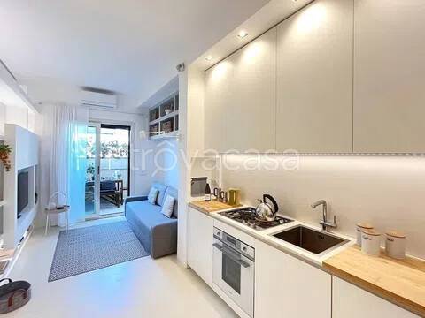 appartamento in vendita a Palermo in zona Mondello