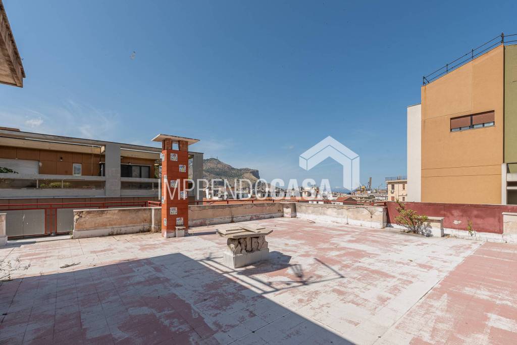 appartamento in vendita a Palermo in zona Libertà