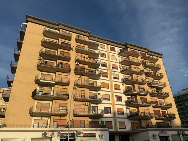 appartamento in vendita a Palermo in zona San Lorenzo
