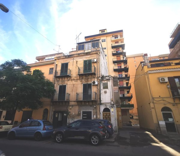 appartamento in vendita a Palermo in zona Mezzomonreale