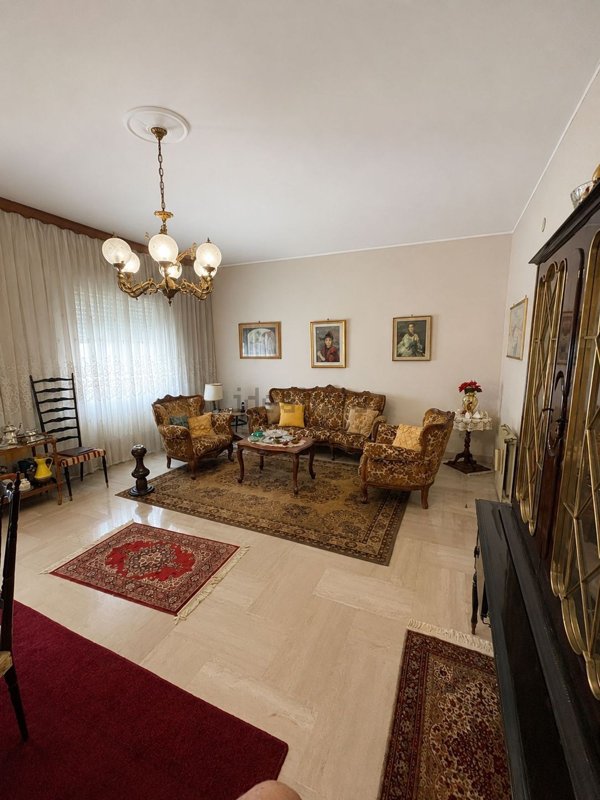 appartamento in vendita a Palermo in zona Uditore