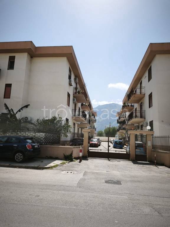 appartamento in vendita a Palermo in zona Acqua dei Corsari