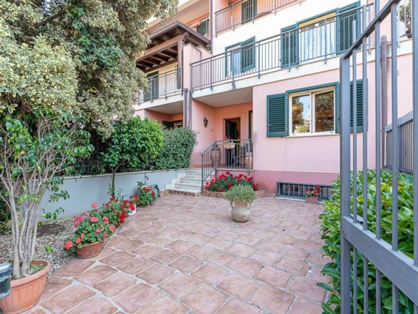 casa indipendente in vendita a Palermo in zona Pallavicino