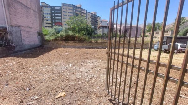terreno edificabile in vendita a Palermo in zona Cruillas