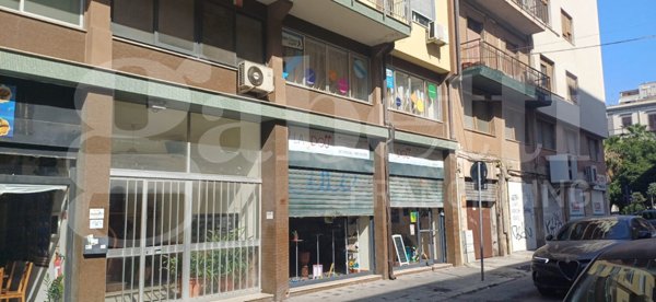 ufficio in vendita a Palermo in zona Politeama