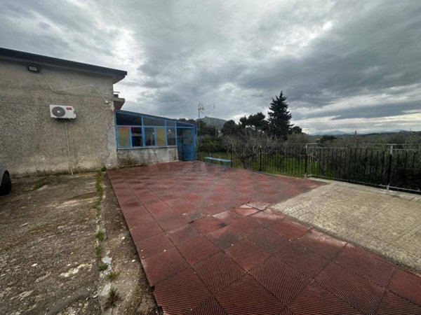 casa indipendente in vendita a Palermo in zona Centro storico