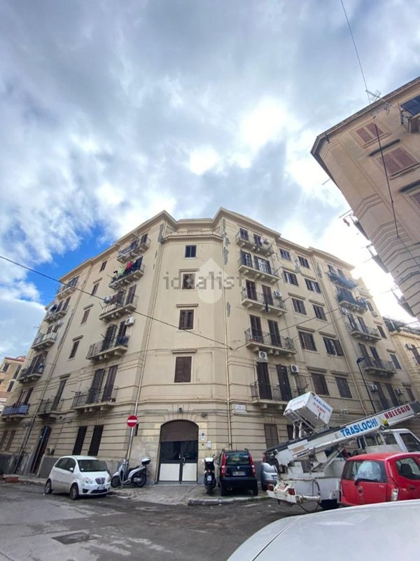 appartamento in vendita a Palermo in zona Oreto