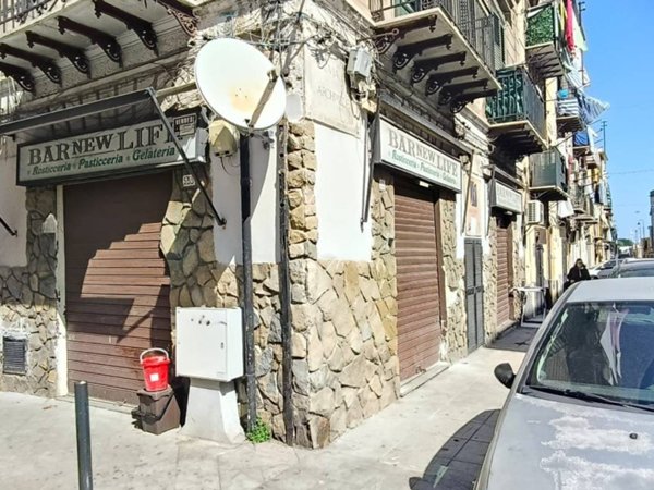 negozio in vendita a Palermo