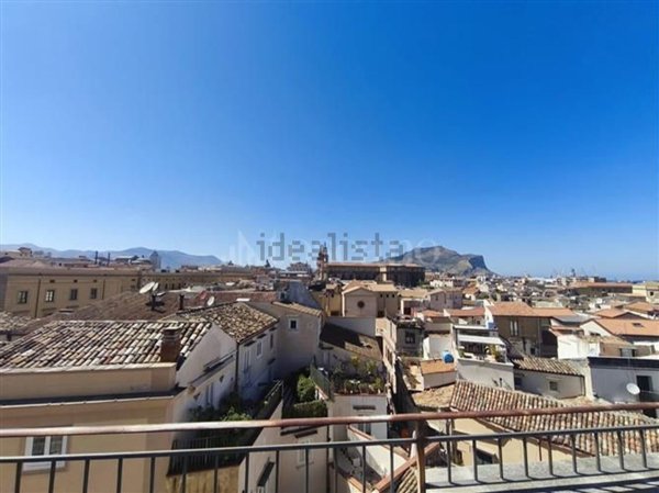 appartamento in vendita a Palermo in zona Centro storico