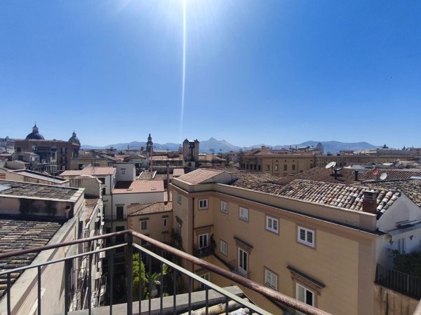 appartamento in vendita a Palermo in zona Centro storico
