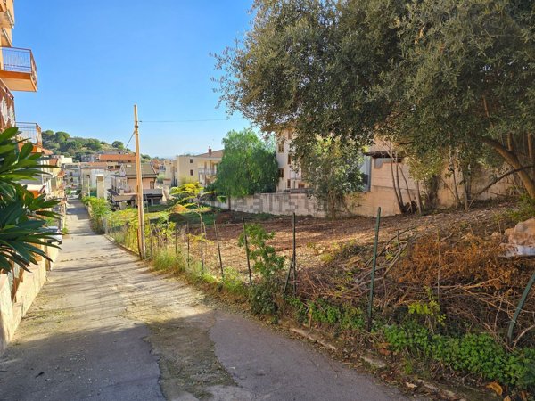 terreno edificabile in vendita a Palermo in zona Borgo Nuovo